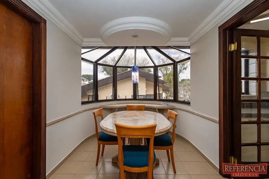 Condo house with 3 bedrooms and a closed kitchen — photo 26