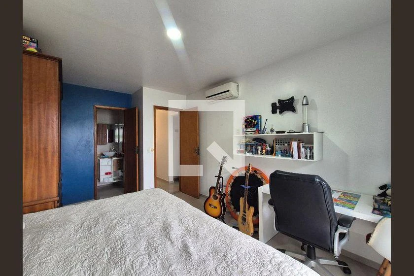 Condominium house with 4 bedrooms and a gas stove — photo 36