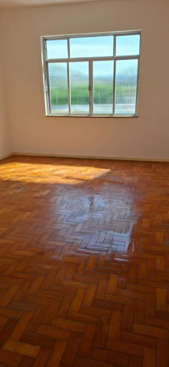 Unfurnished apartment with no parking and 2 bedrooms
