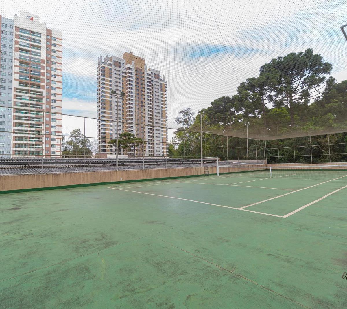 2-bedroom apartment with a washing machine in Curitiba — photo 24