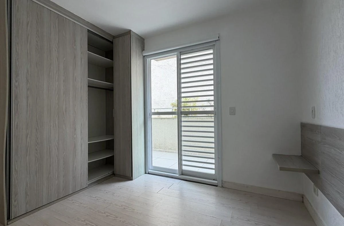 Home office in a 3-bedroom apartment, 82 m² — photo 24