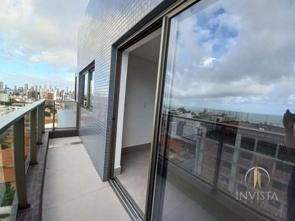 4 en-suite apartment with a balcony, 145 m² — photo 2