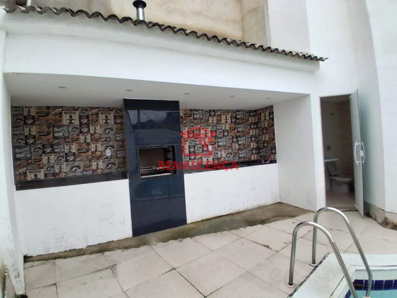 House, 300 m², with a private BBQ — photo 16