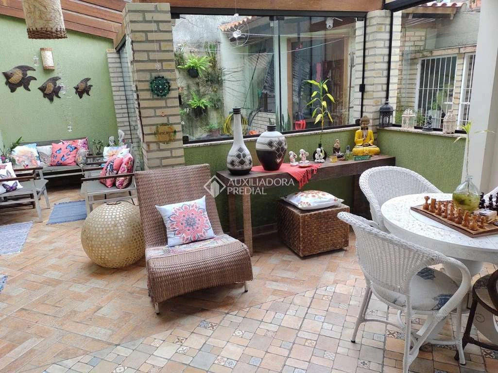 50 m² house with 5 bedrooms and a private garden — photo 2