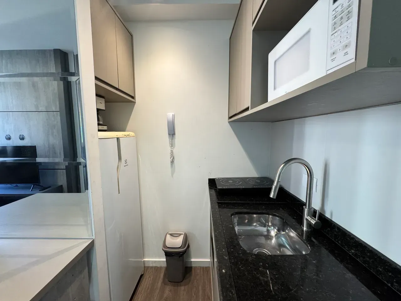 Apartamento mobiliado de 1 quarto com 1 vaga e terraço — photo 12