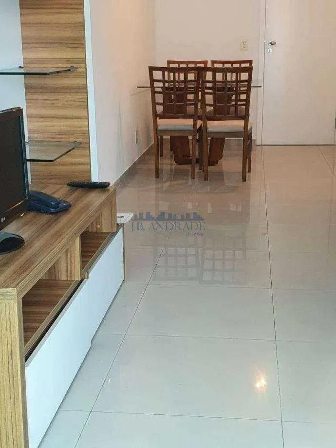 Furnished 2-bedroom apartment with a suite and balcony — photo 7
