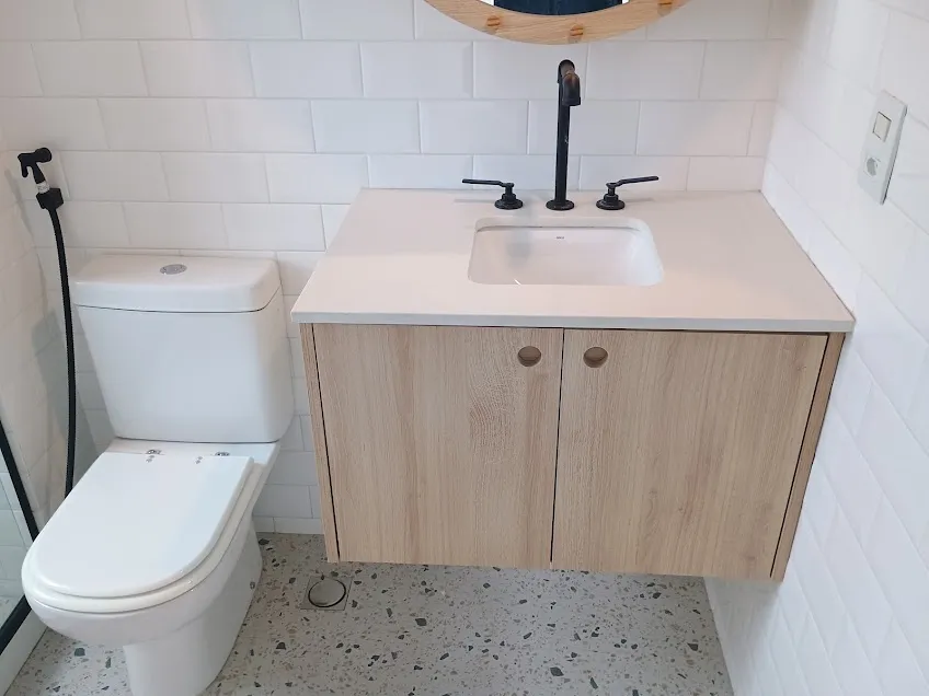 Apartamento de 3 quartos com janelas do piso ao teto — photo 34
