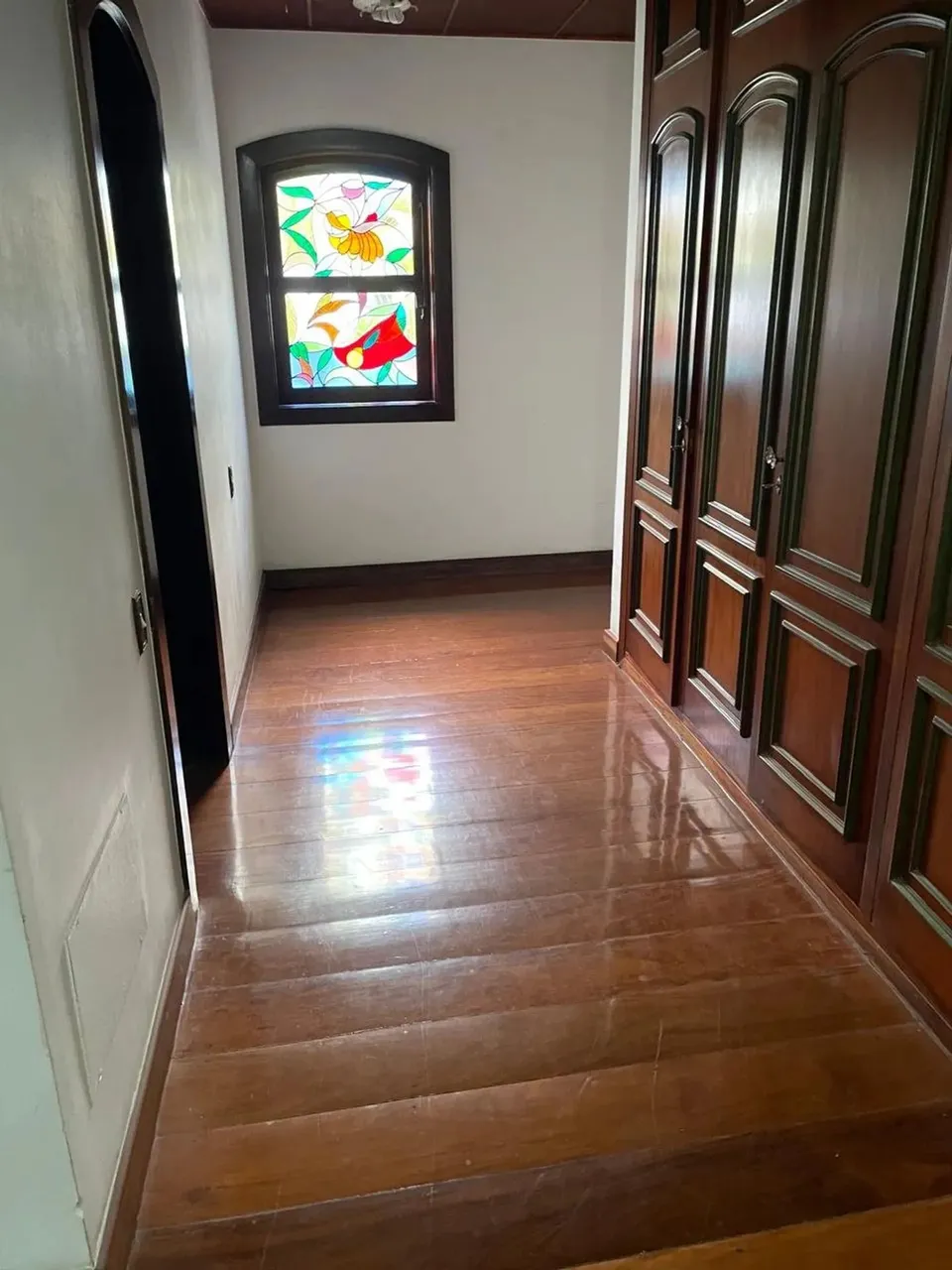 Duplex house with 1 bedroom, 4 bathrooms, 5 parking spots — photo 9