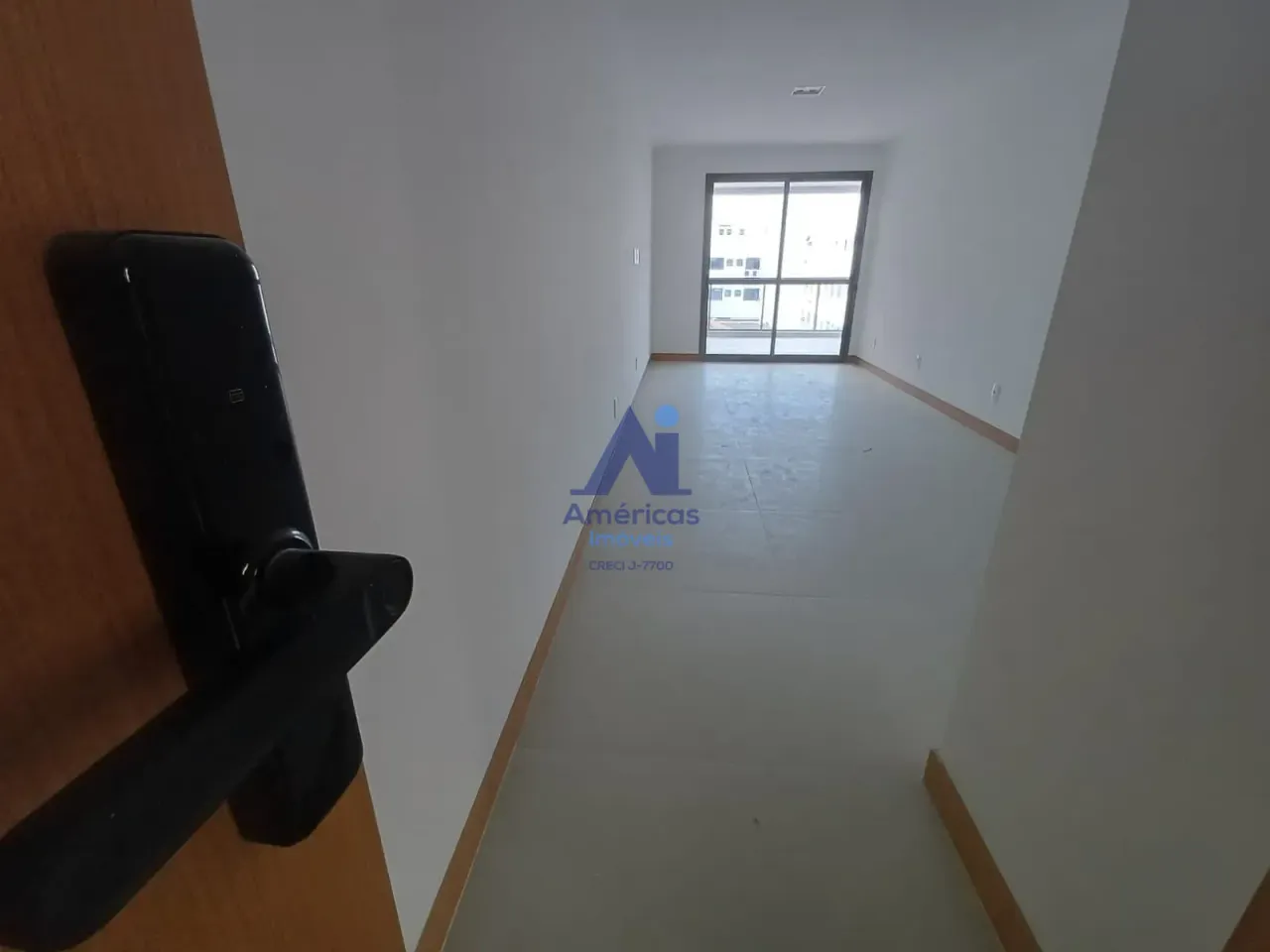Rental apartment with 3 bedrooms and a balcony — photo 18