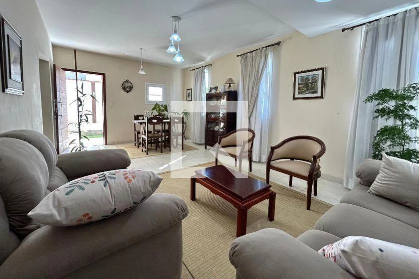 Furnished 284 m² house with 4 bedrooms and balcony — photo 32