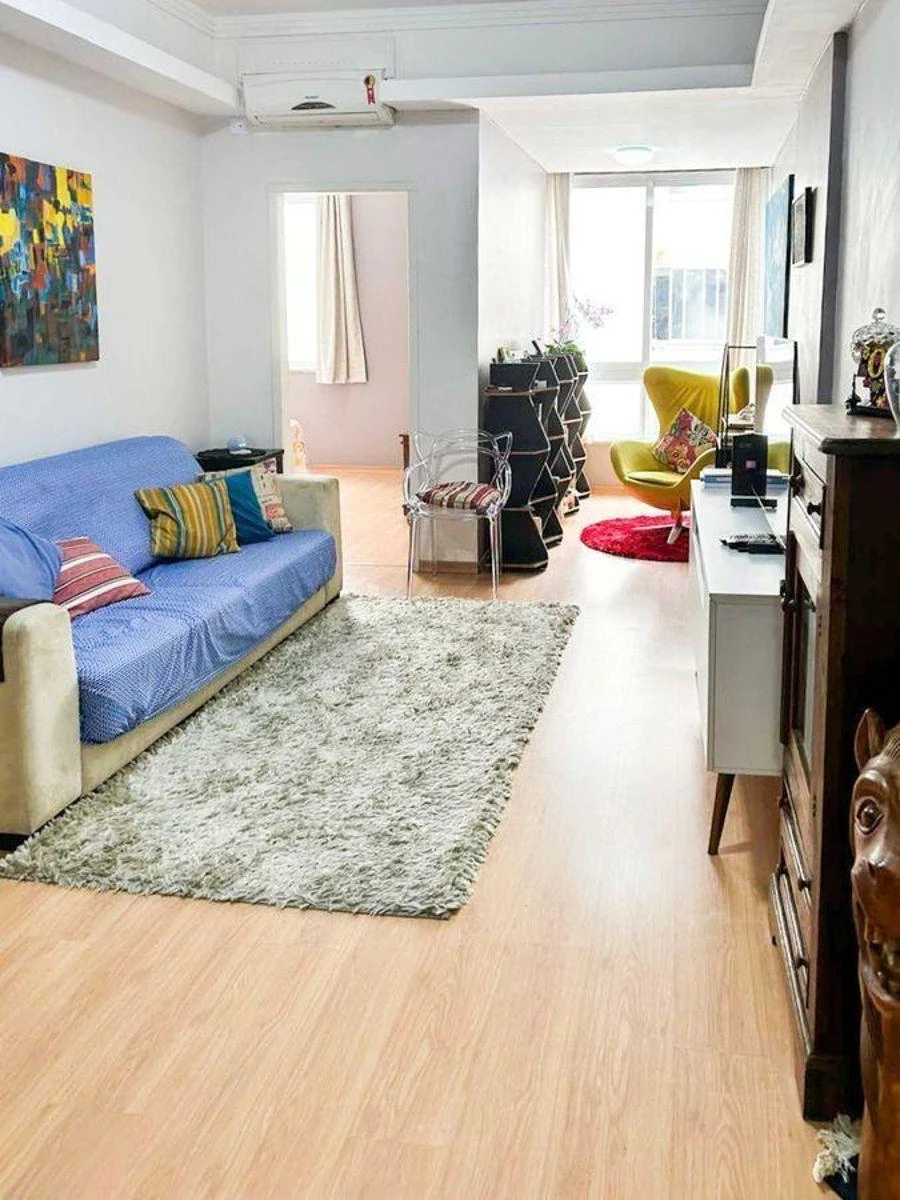 Apartamento de 79 m² com 2 quartos e 1 banheiro — photo 2