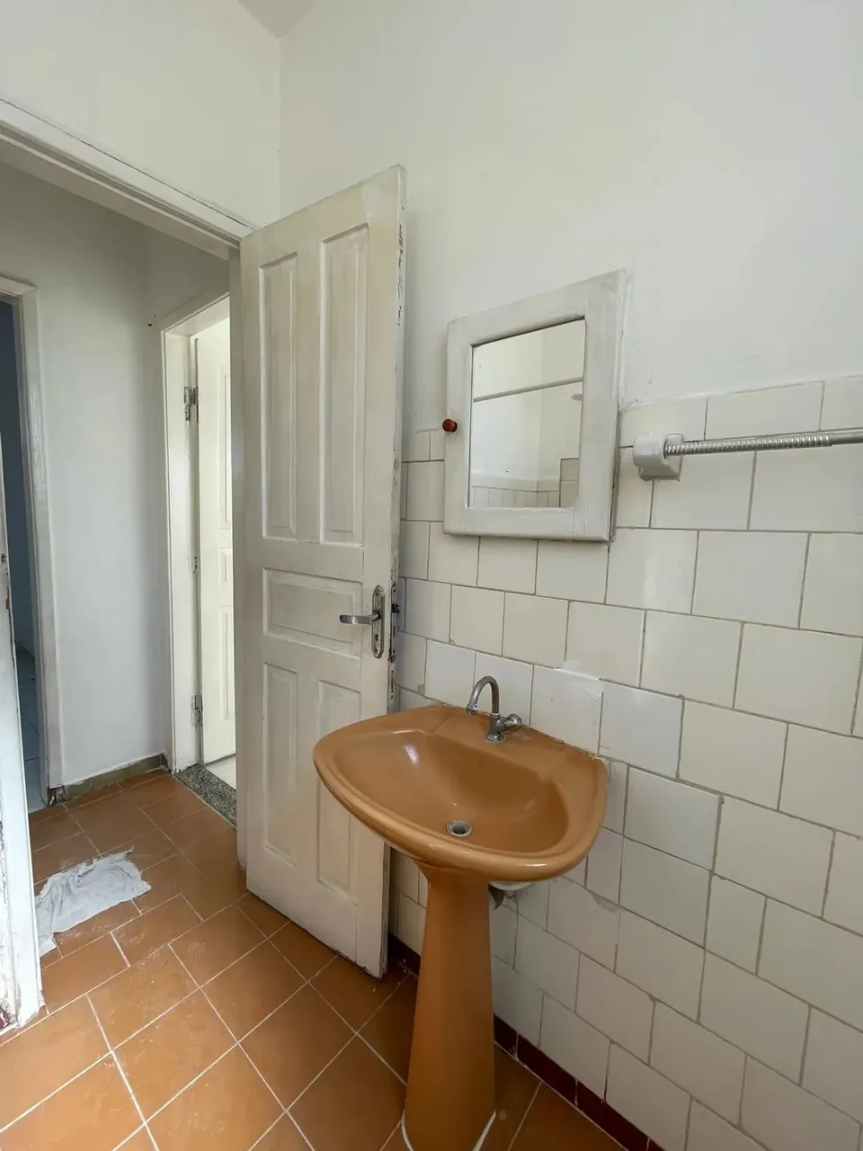 Rental apartment with 2 bedrooms and separate kitchen — photo 2