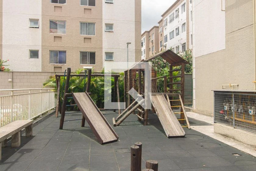 2-bedroom apartment in a building with a pool — photo 9