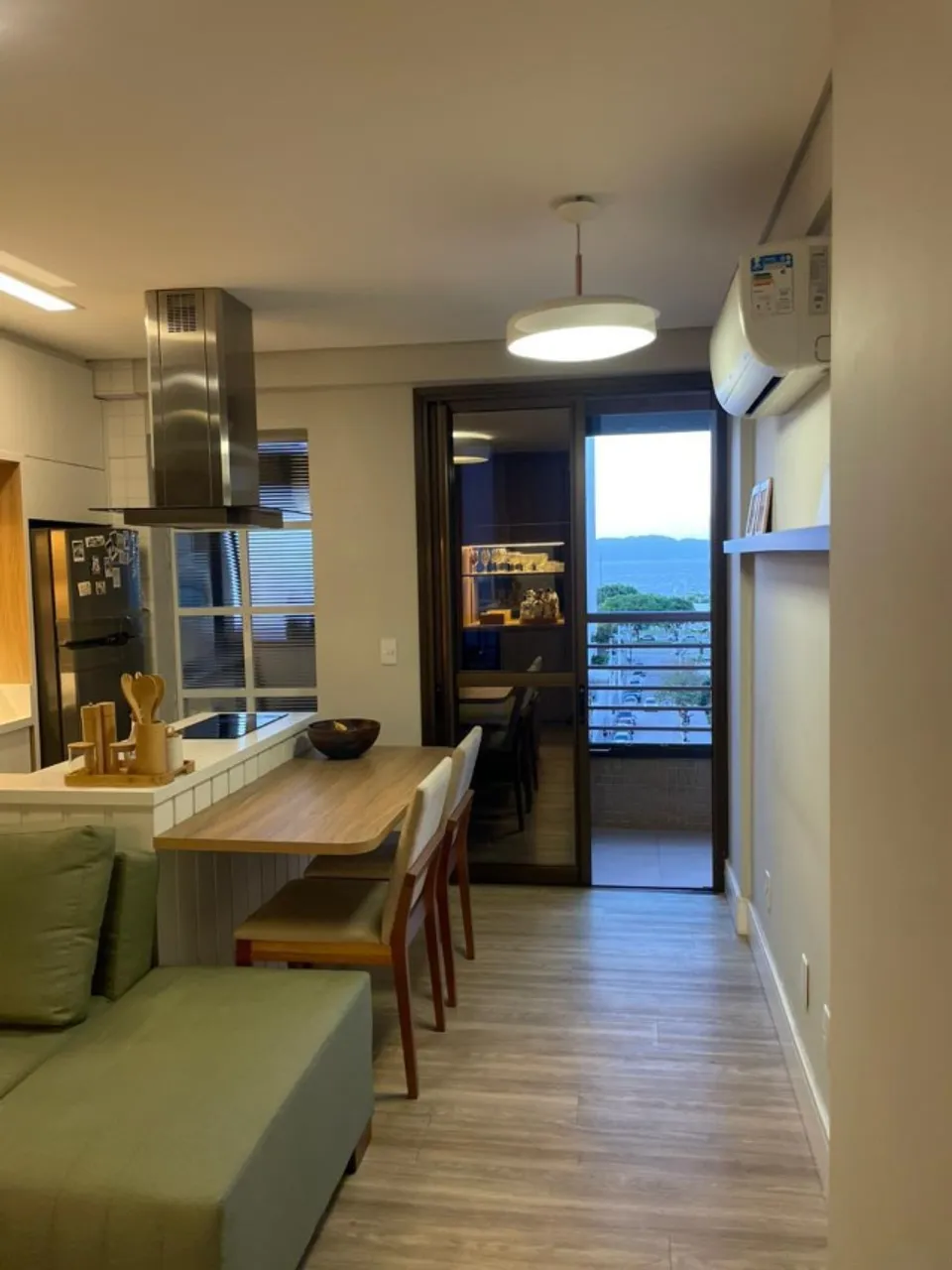 Furnished apartment, 50 m², with a water view — photo 6