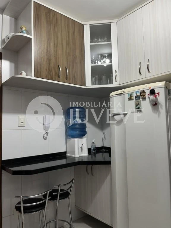 Home office in a 2-bedroom apartment, 58 m² — photo 2
