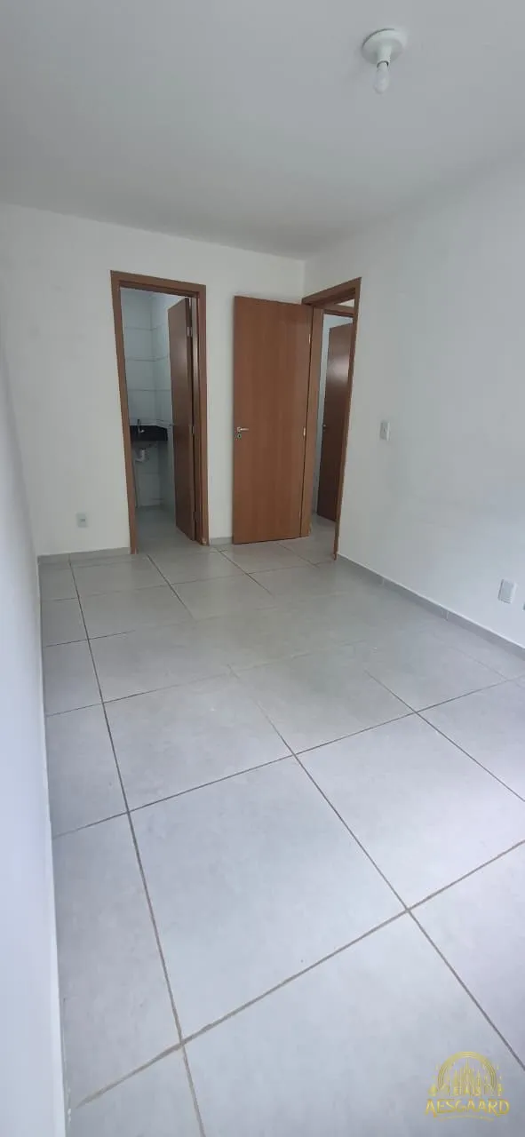 Квартира з 2 спальнями, у будинку є басейн — photo 16