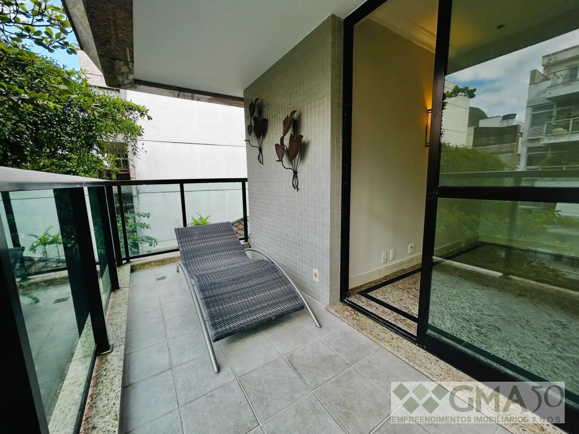 Apartment, 175 m², with a glass-enclosed balcony — photo 8
