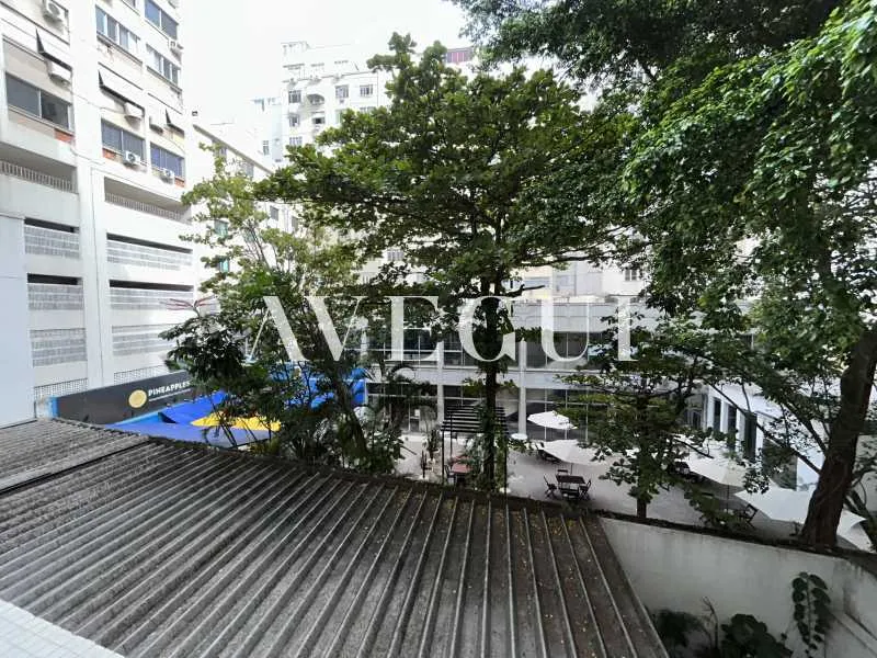 Residential apartment with 4 bedrooms and 4 bathrooms — photo 7