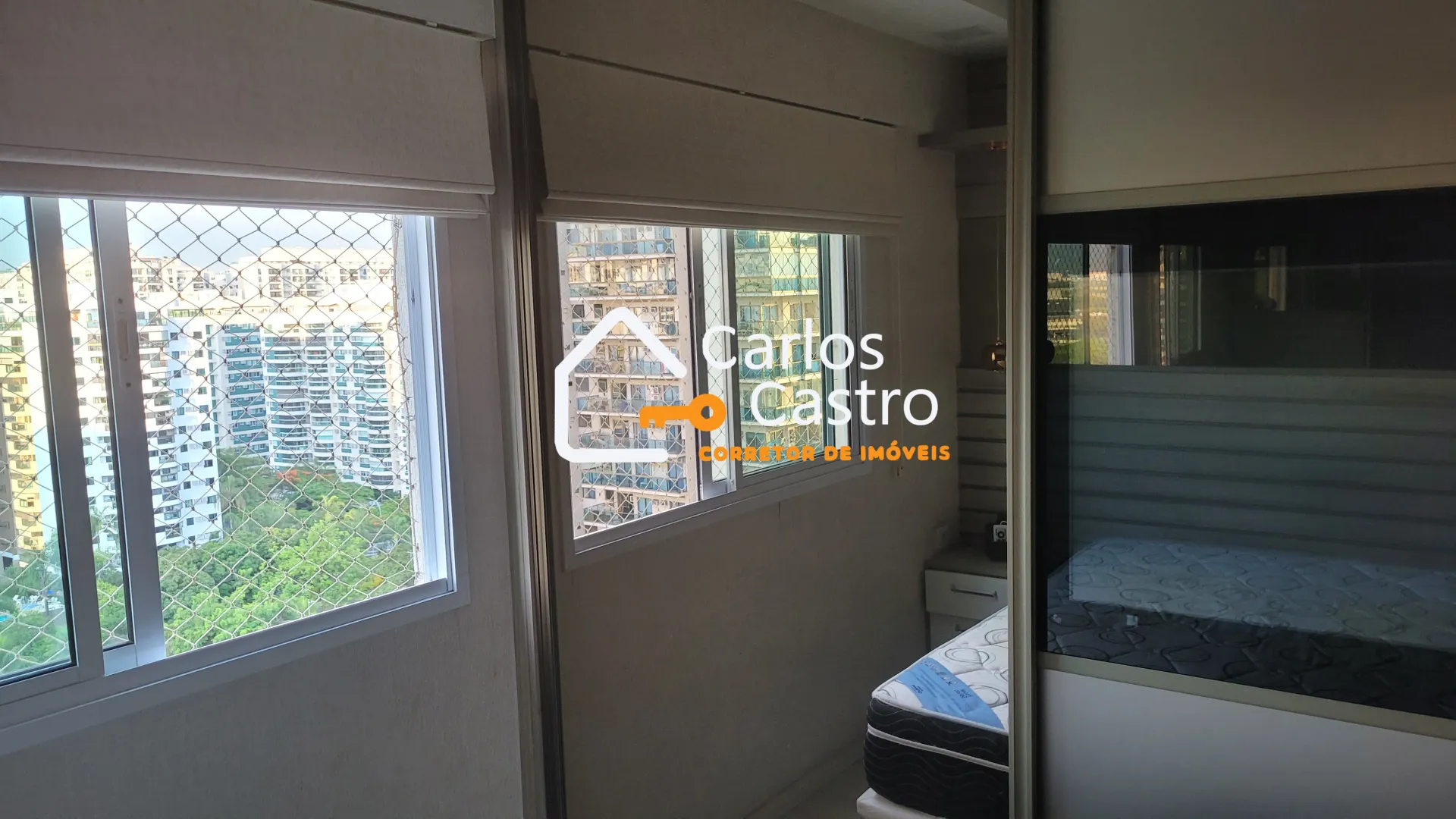 Jacuzzi in a 3-bedroom apartment, 86 m² — photo 14
