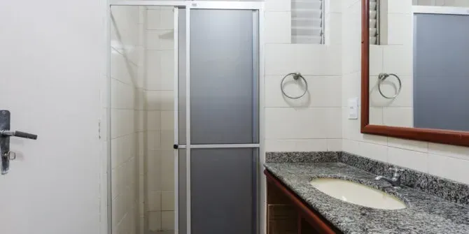 One-bedroom apartment with a home office in Florianópolis — photo 11