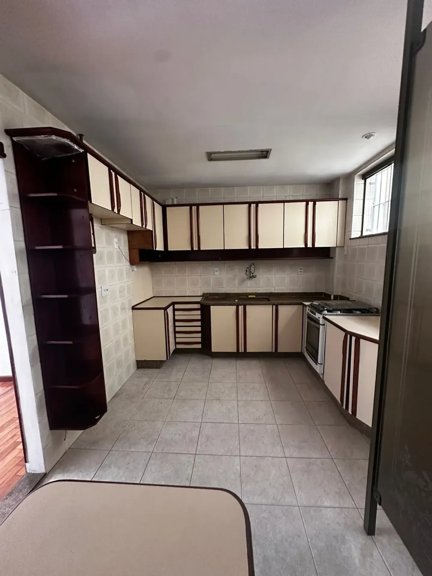Деревянный пол или ламинат и 2 спальни: квартира 48 м² — photo 4