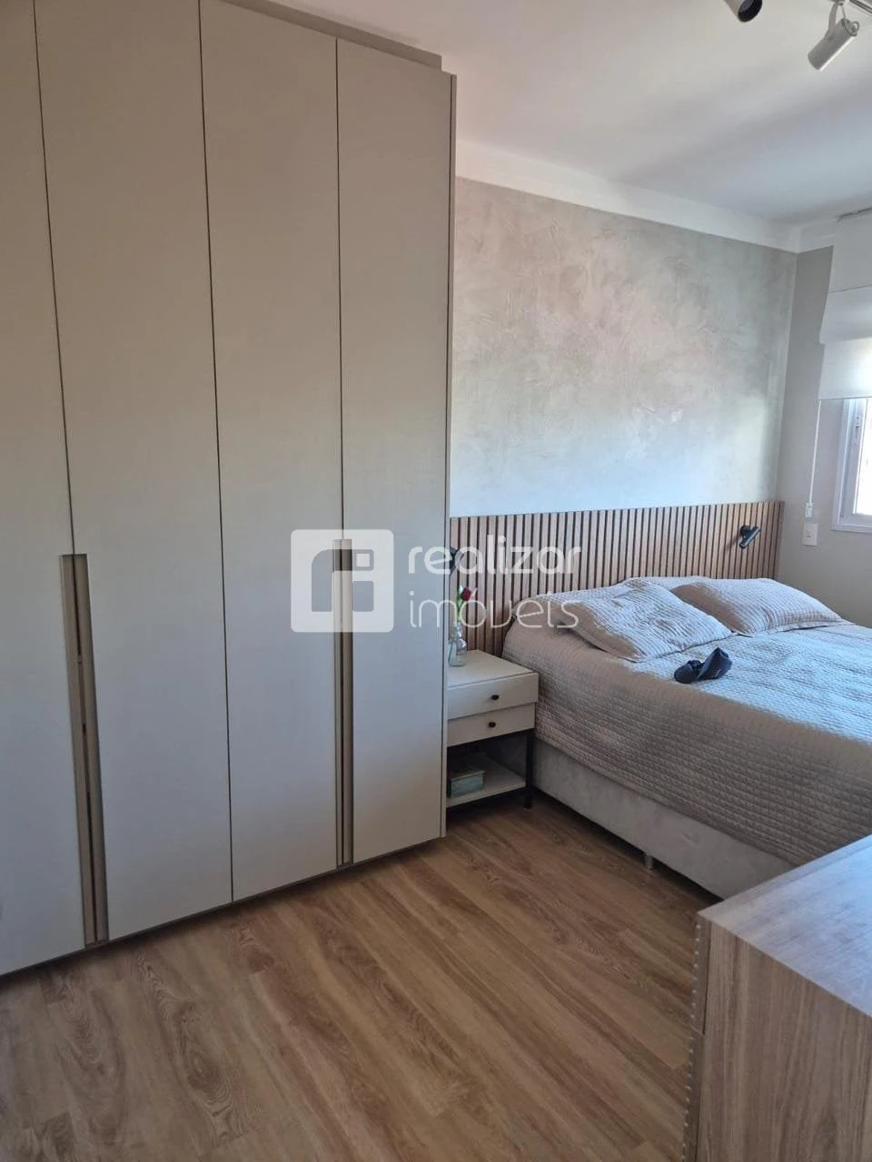 Private pool in a 4-bedroom apartment, 168 m² — photo 21