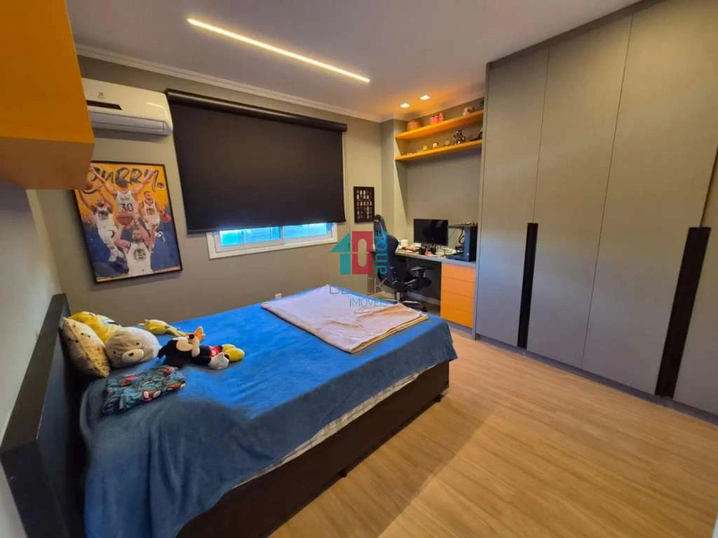 Furnished apartment, 470 m², with floor-to-ceiling windows — photo 22