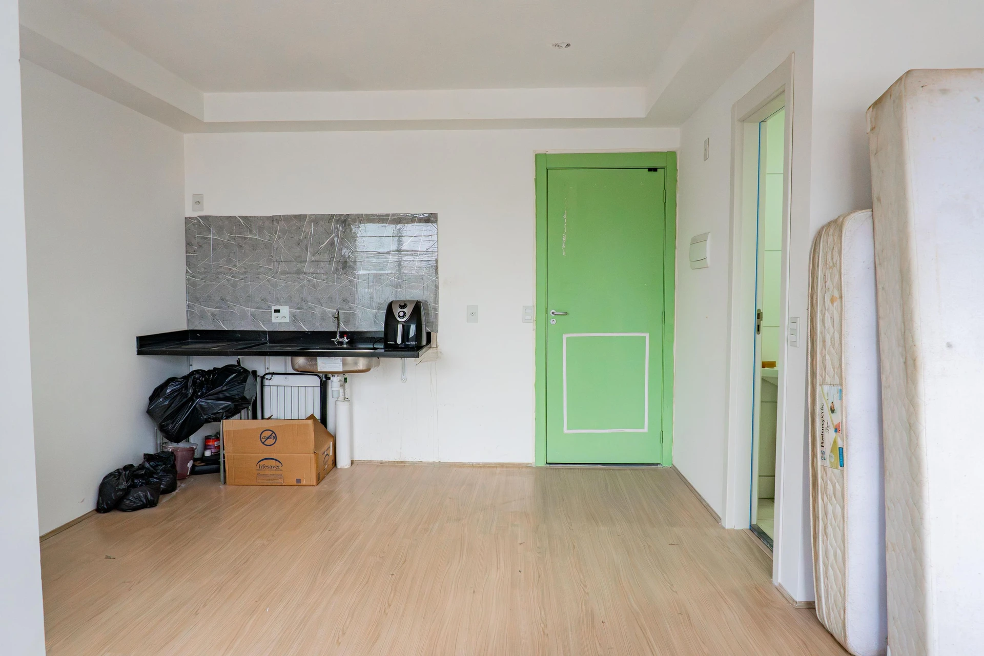 Apartamento de 1 quarto com varanda e cozinha integrada — photo 7
