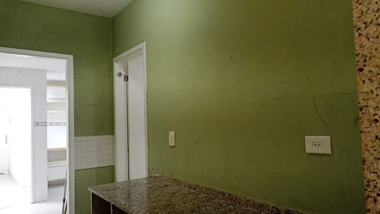 Casa com 4 quartos e 4 banheiros e cozinha a gás — photo 23