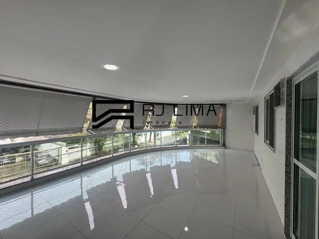 3-bedroom apartment, 1 with its own bathroom, 110 m² — photo 15