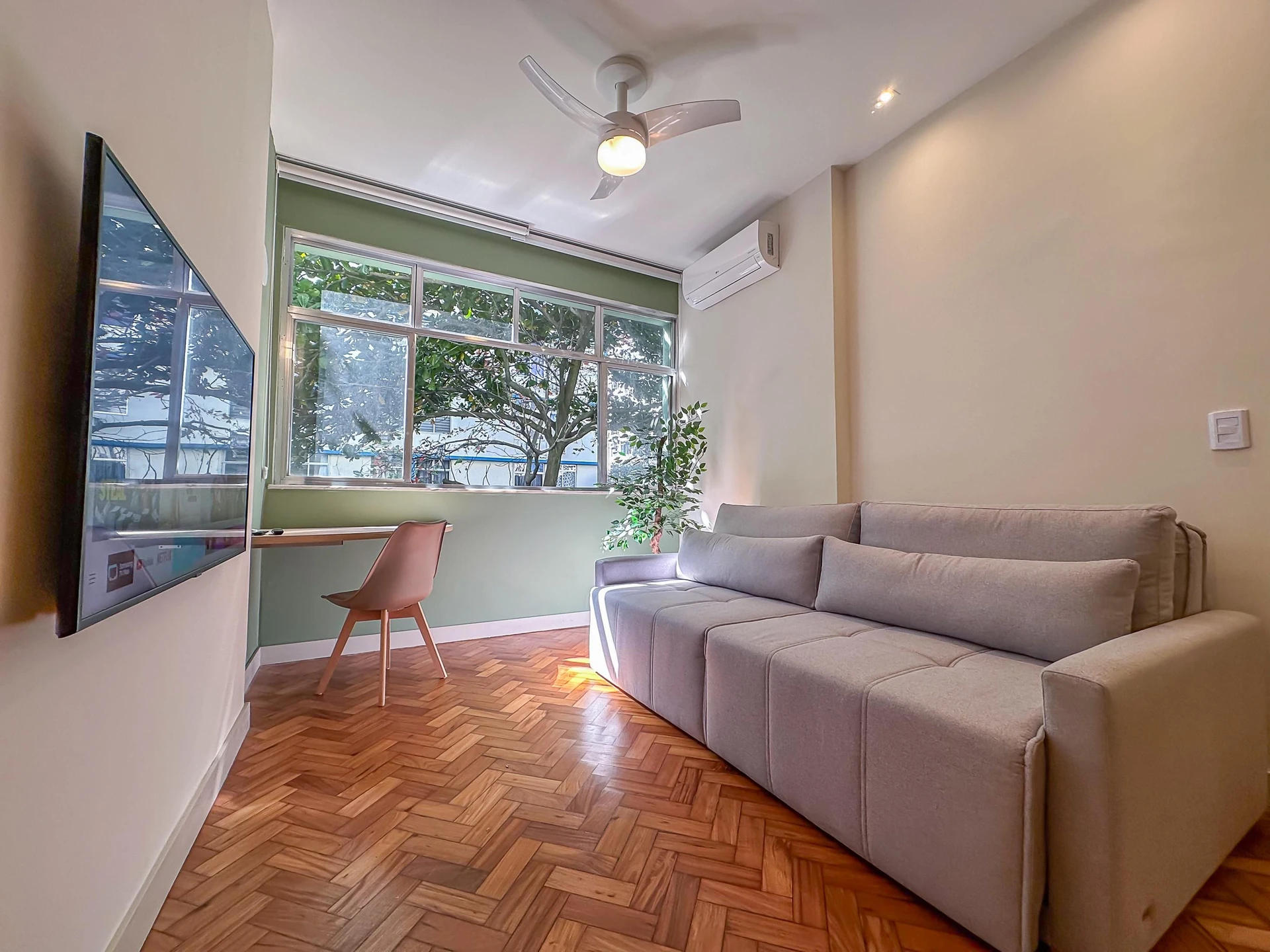 Furnished 45 m² apartment with 1 bedroom — photo 15