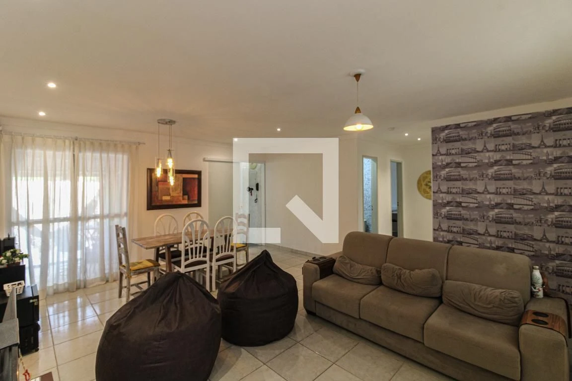 Furnished house with 2 bedrooms and 2 parking spaces — photo 13
