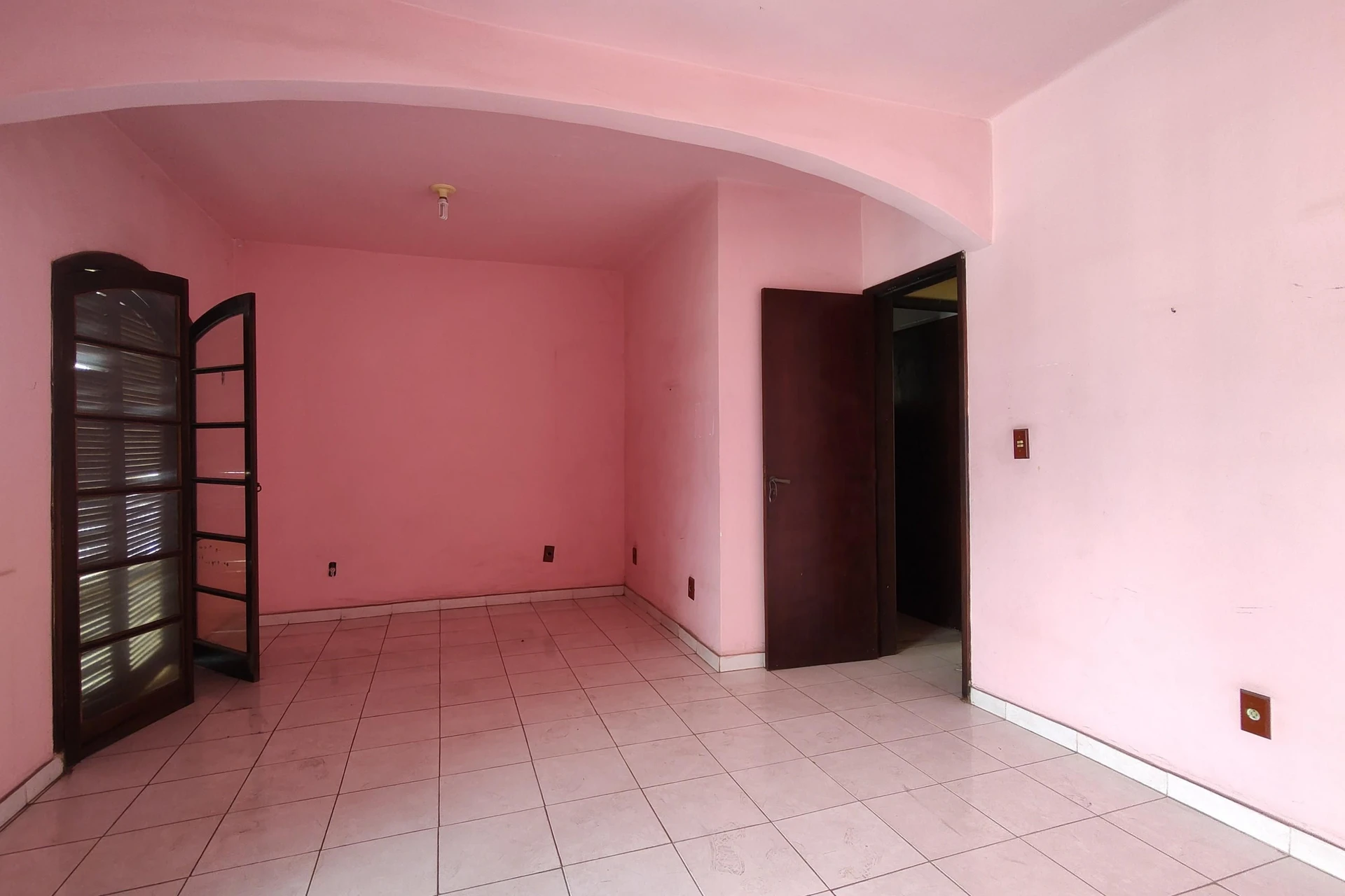 Unfurnished house with 4 bedrooms and private garden — photo 14