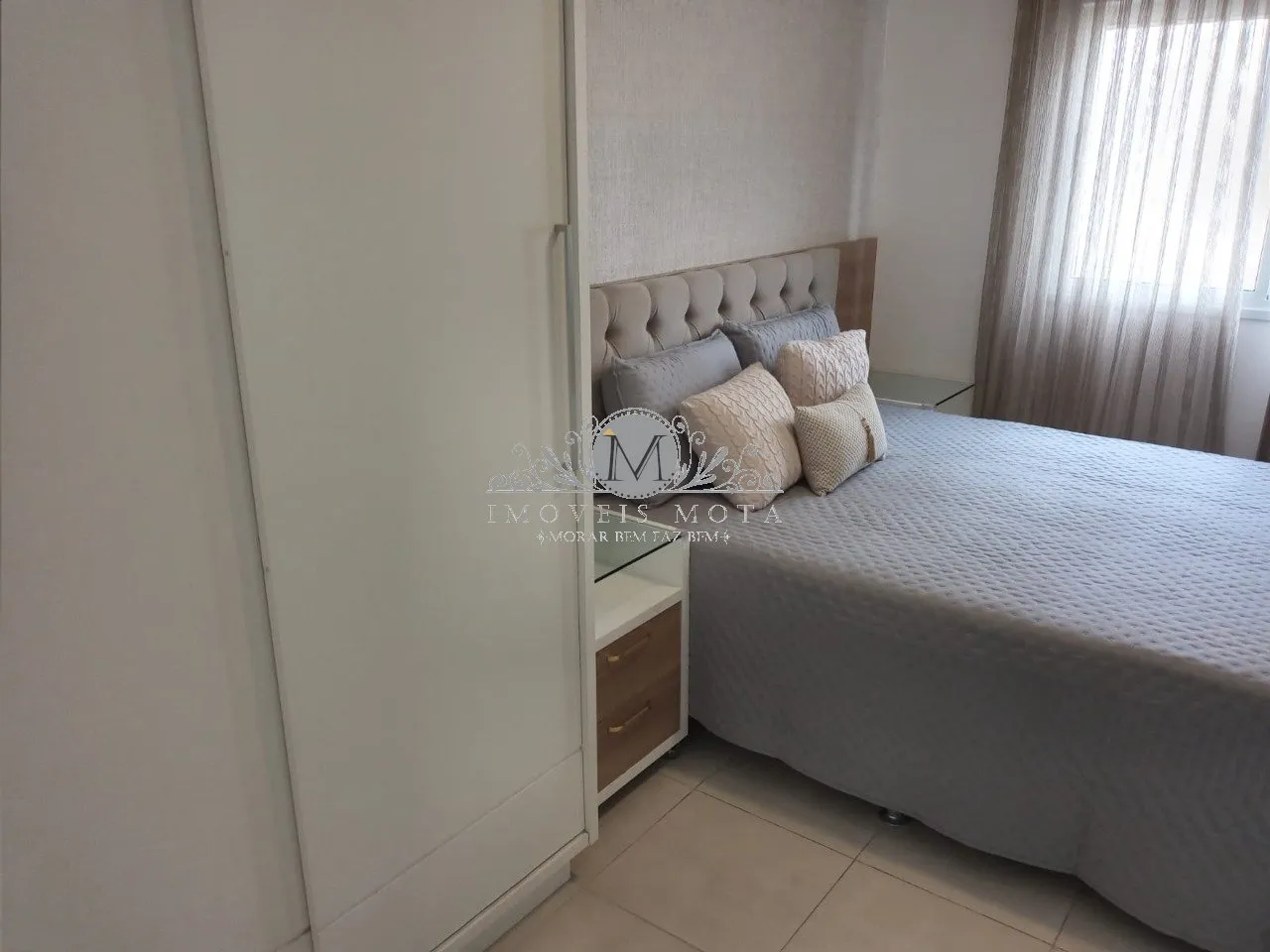 Departamento de 2 dormitorios con balcón cerrado con vidrio — photo 22