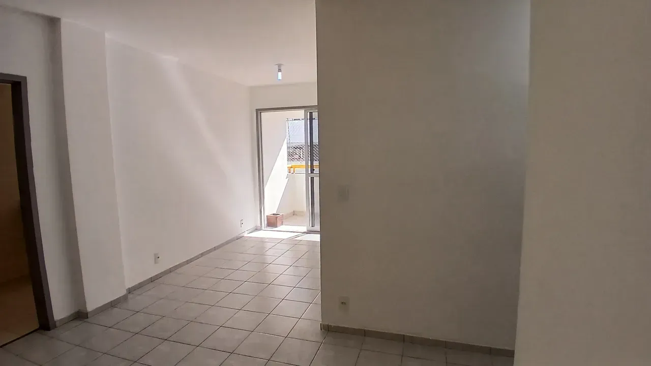 2-bedroom apartment with a balcony and 67 m² — photo 4