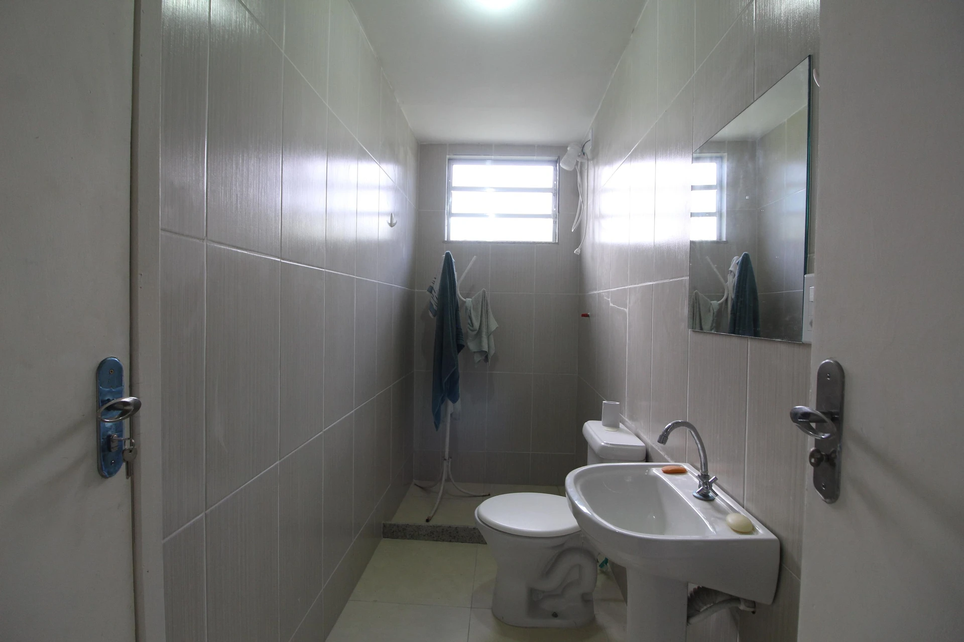 Furnished house with 4 bedrooms and private garden — photo 33