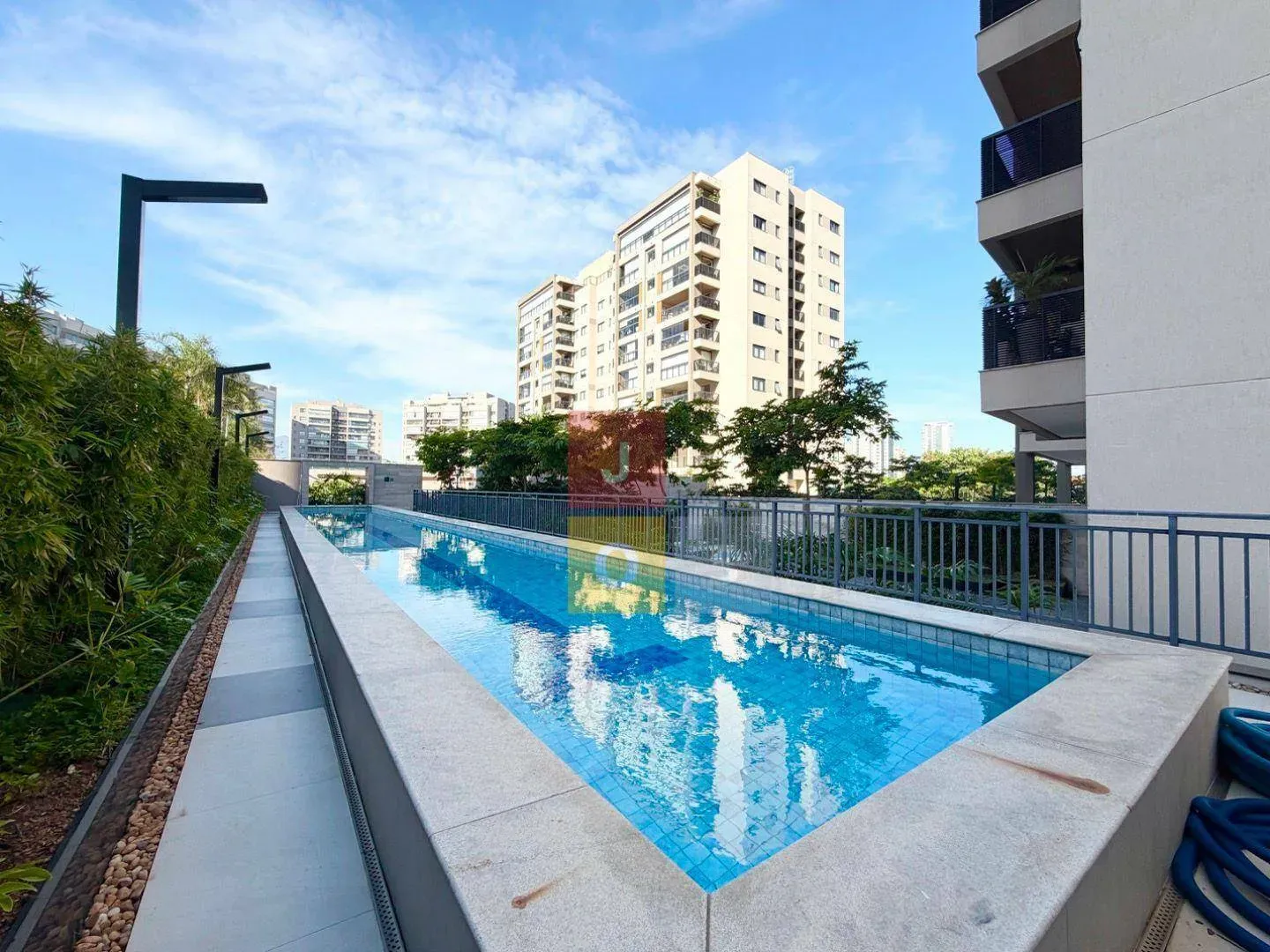 80 m² apartment with 2 bedrooms and a glass balcony — photo 25