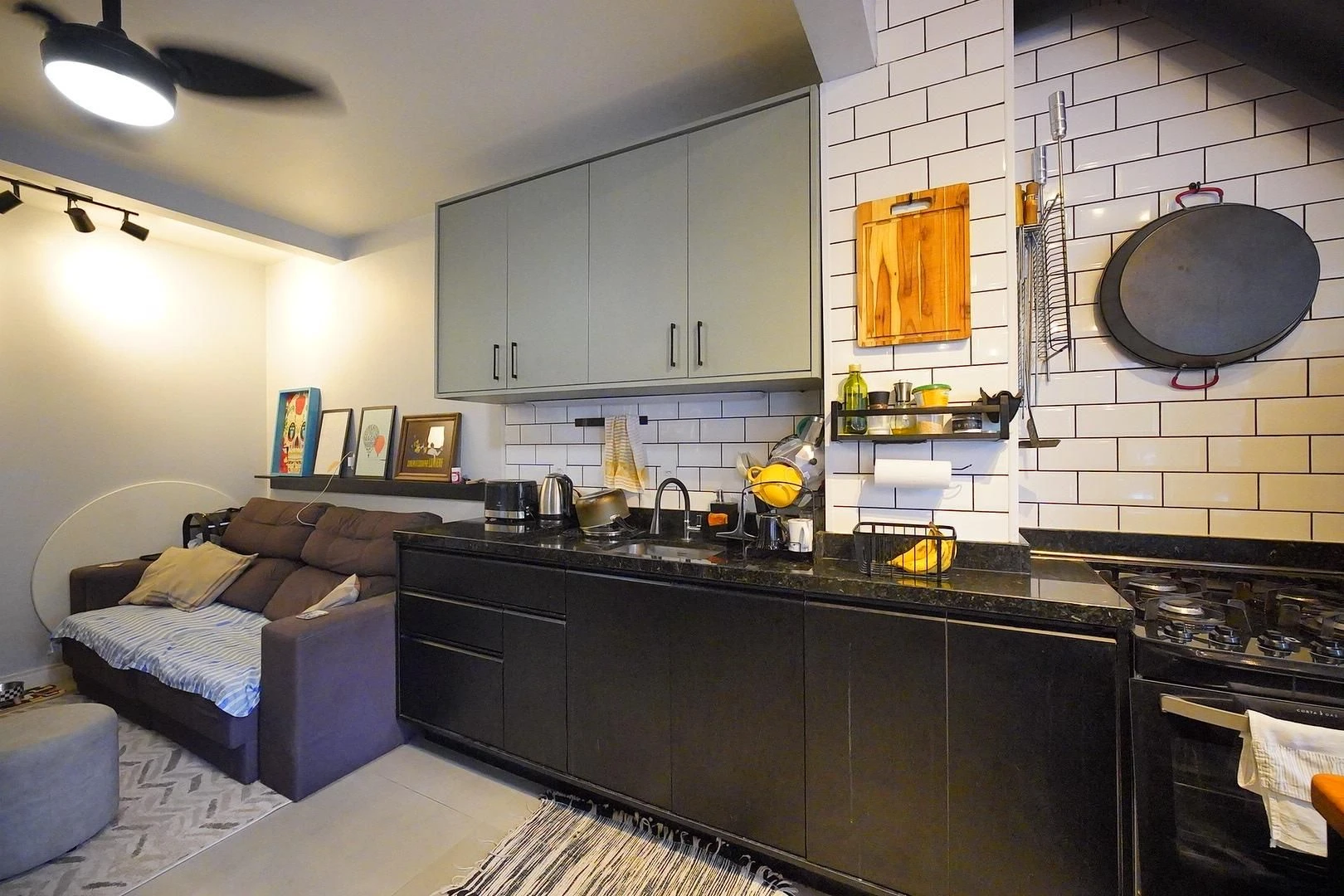 55 m² apartment with a home office and a private BBQ — photo 2