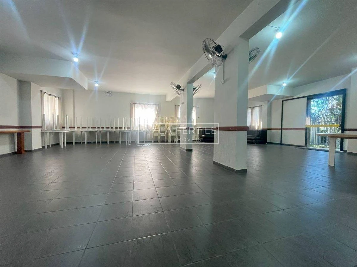 Furnished apartment, 55 m², with wood or laminate floors — photo 18