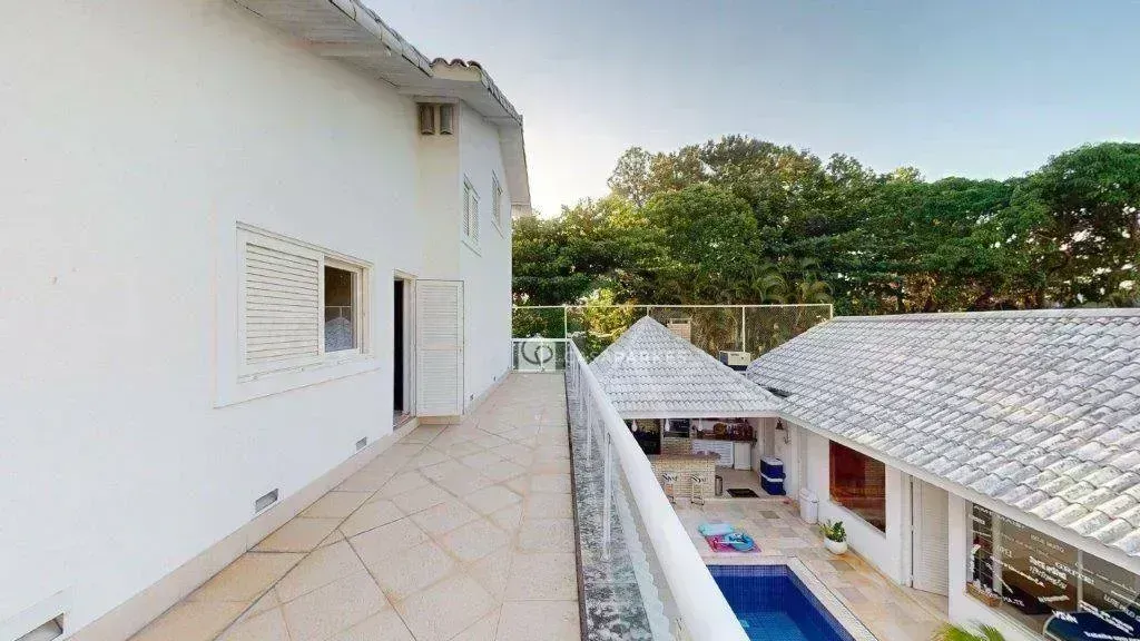 House with 5 bedrooms and 5 bathrooms, 500 m² — photo 15