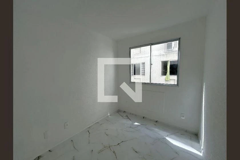 Apartamento de 40 m² com 2 quartos e varanda com churrasqueira — photo 7