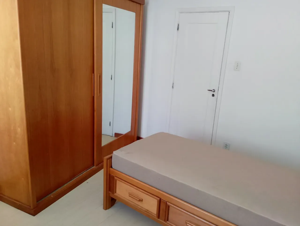 2-bedroom apartment with a washing machine — photo 5