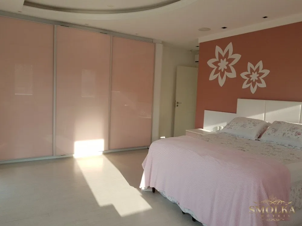 Furnished house with 9 bedrooms and 10 bathrooms, 3rd floor
