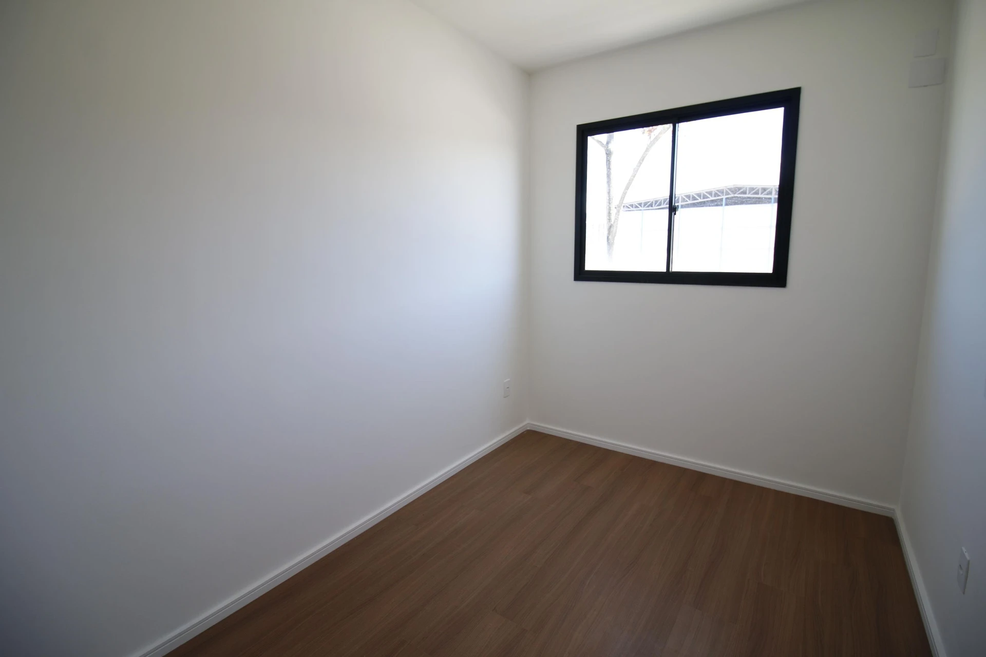 Unfurnished apartment with 2 bedrooms and 1 bathroom — photo 6