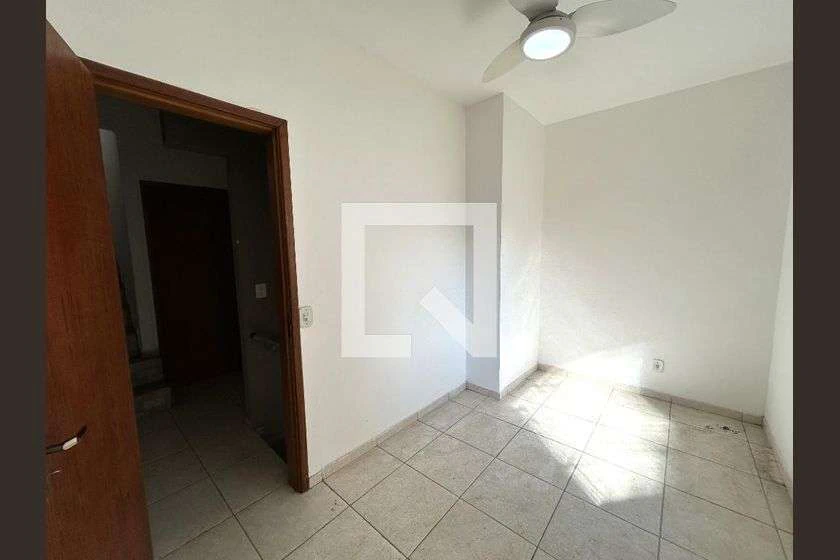Rental house with 3 bedrooms and 120 m², 1 parking spot — photo 10