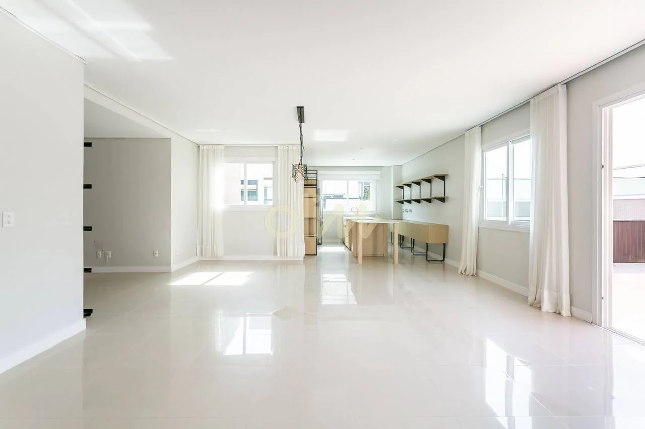 Пентхаус с плоской крышей 260 м² и 3 сьютa — photo 2