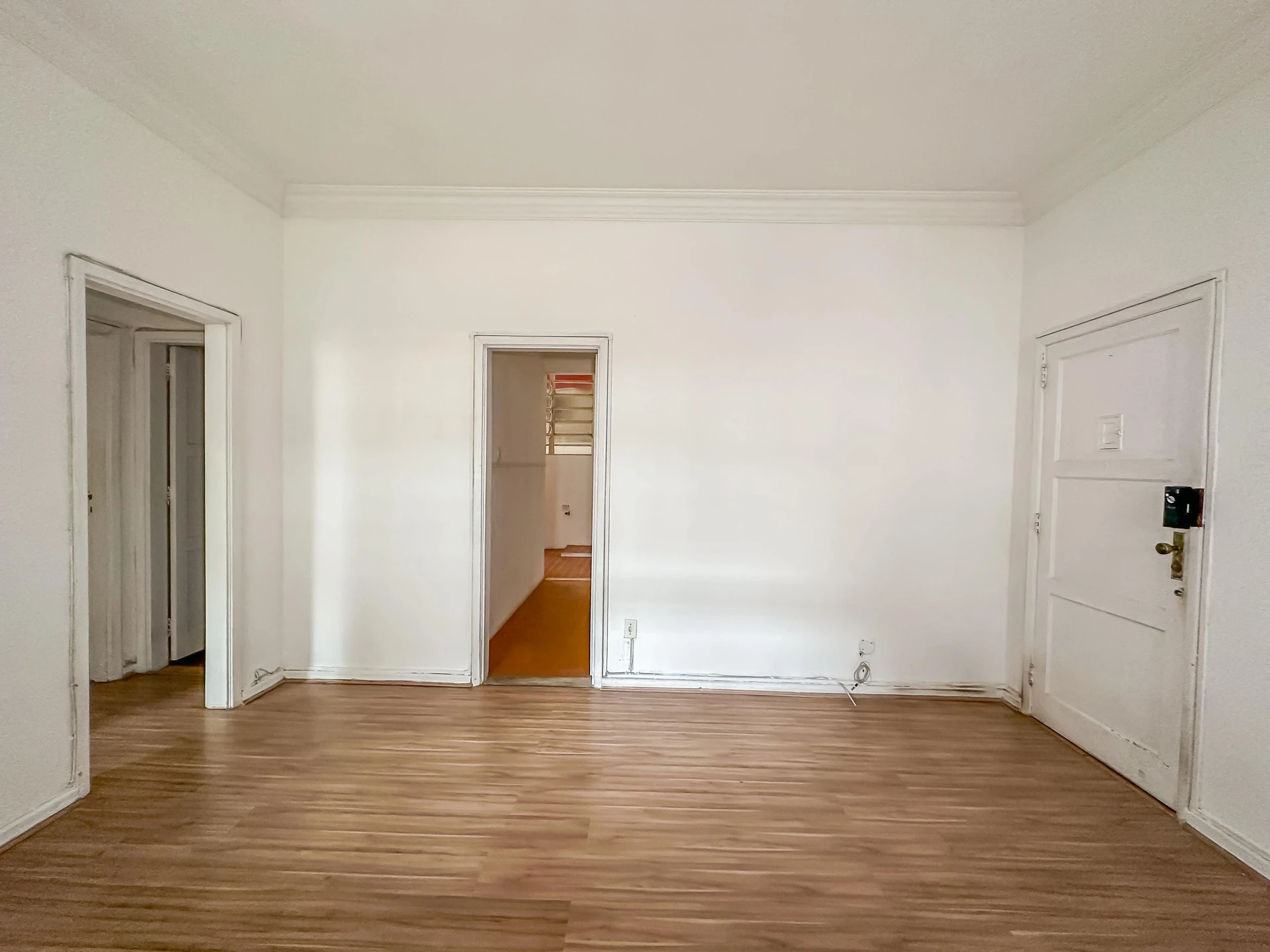Дерев'яна підлога або ламінат та 2 спальні: квартира 83 м² — photo 20