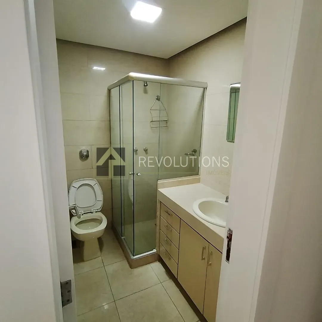 Apartamento de 3 quartos com 5 banheiros e cozinha fechada — photo 17