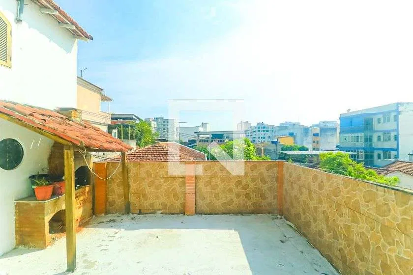 2-bedroom house with a garden in Rio de Janeiro — photo 9