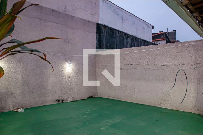 Furnished house with 3 bedrooms and 300 m², balcony — photo 6